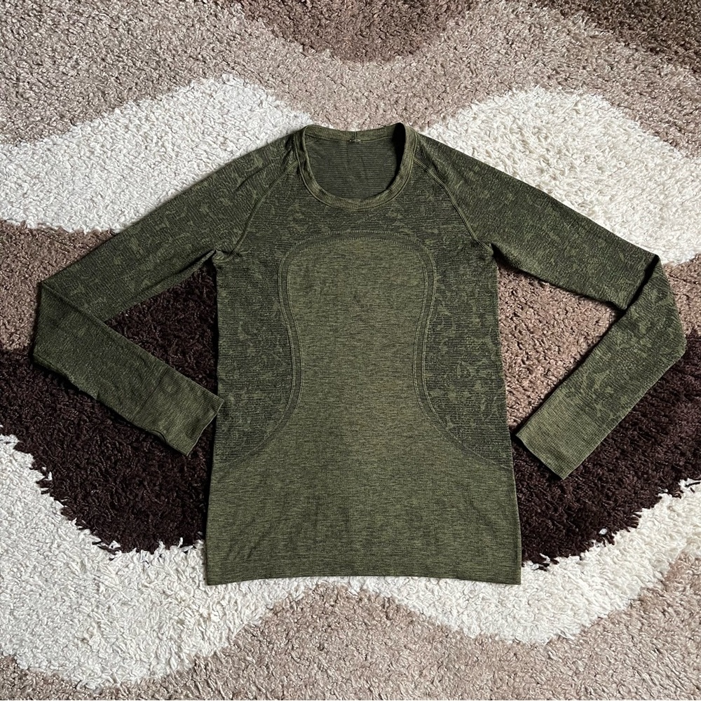 RARE Lululemon Swiftly Tech Long Sleeve Crew Sz 8 In Black / Brave Olive - Picture 4 of 9